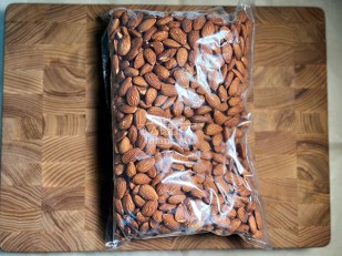 Вяленое мясо: Миндаль копченый