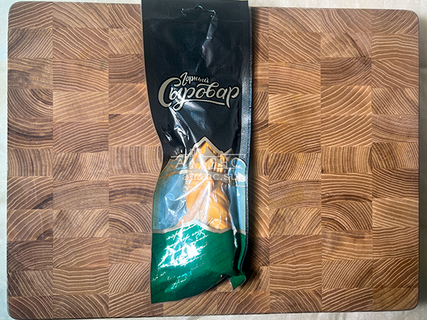 Сыр 100 гр ГОРНЫЙ СЫРОВАР (Косичка копчёная) в Белгороде